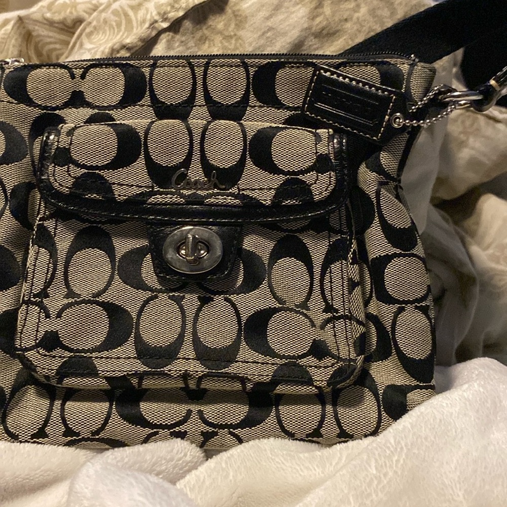 COACH SIGNATURE CANVAS CROSSBODY BAG